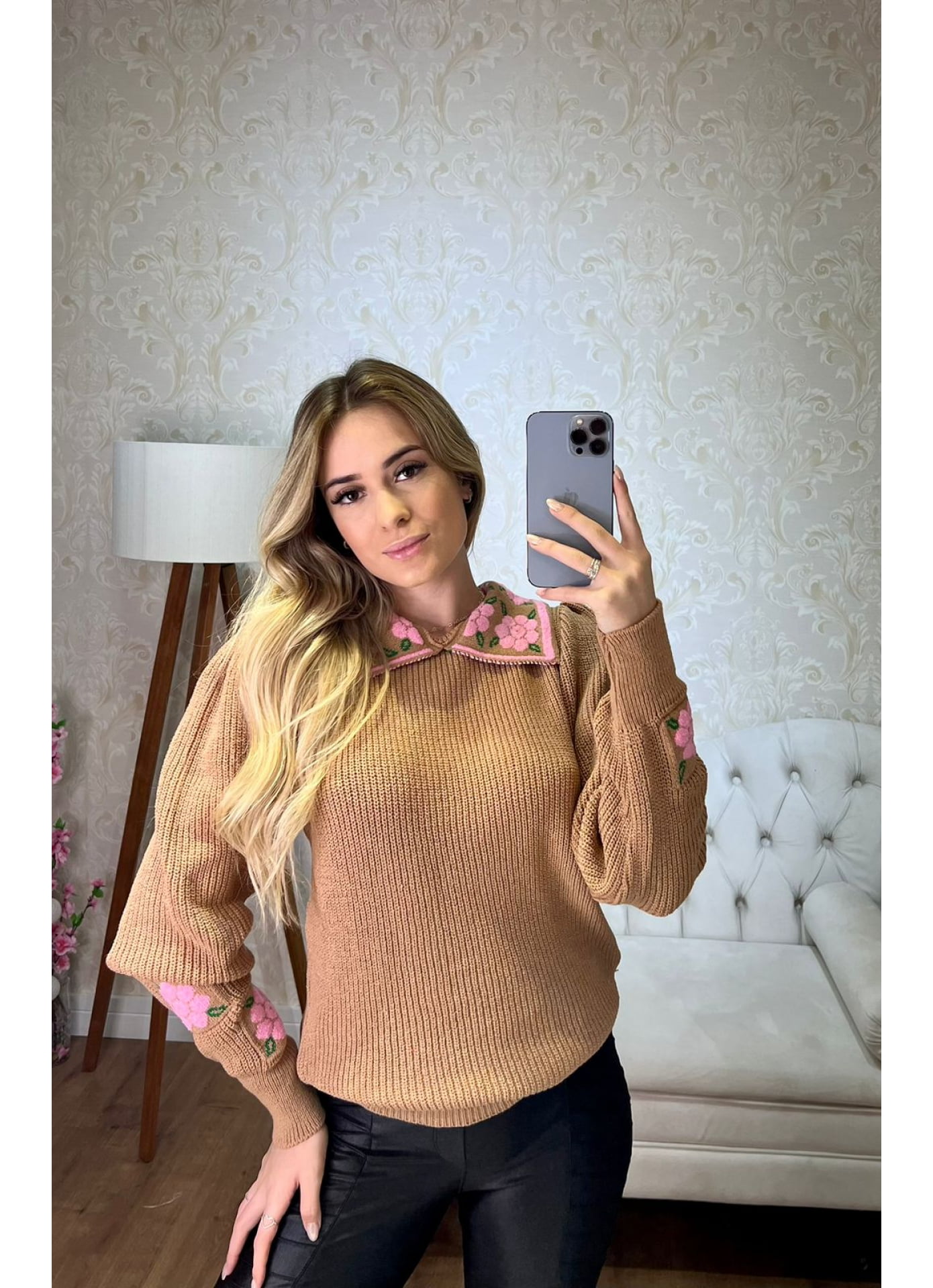 Bl Maya - polo com rosas 